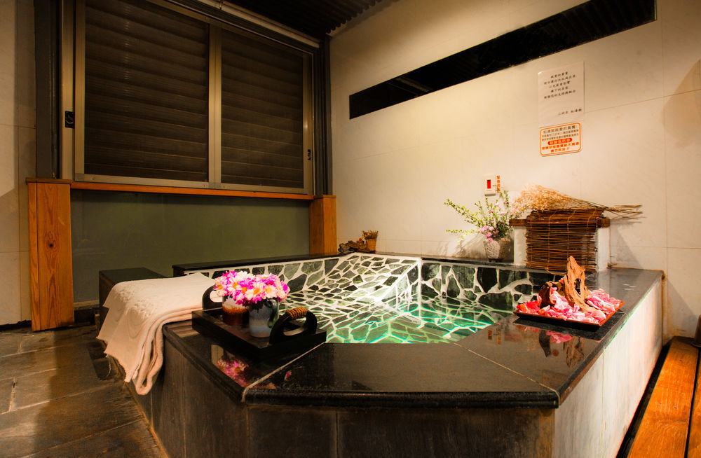 Wulai Sunglyu Hot Spring Resort Esterno foto