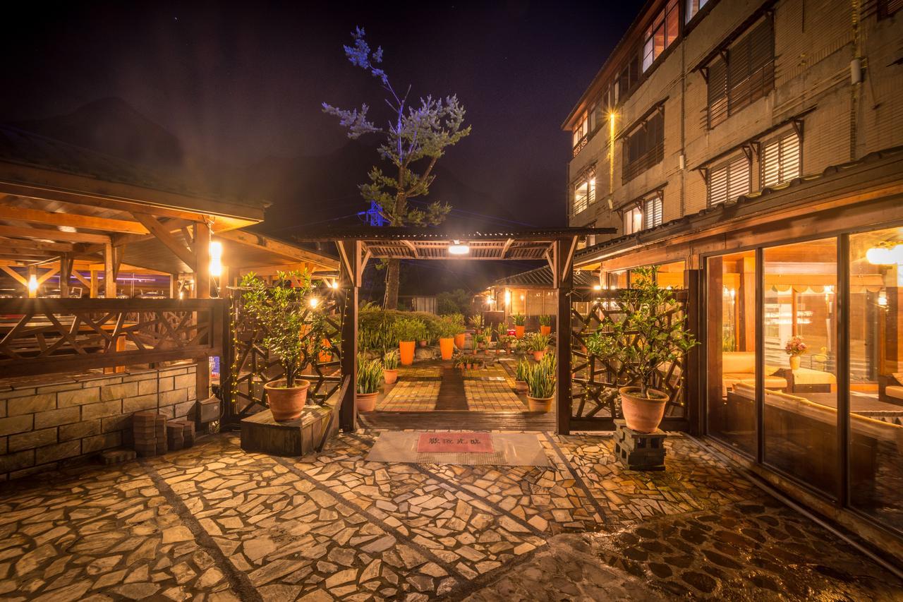 Wulai Sunglyu Hot Spring Resort Esterno foto